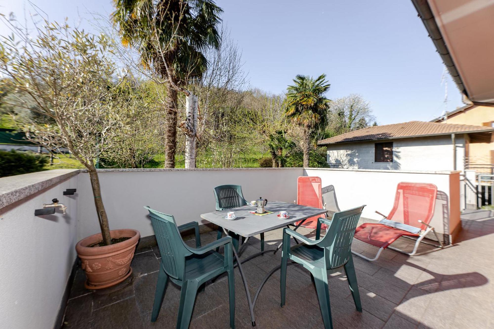 Casa Elena - Bella Vista Lago Germignaga エクステリア 写真