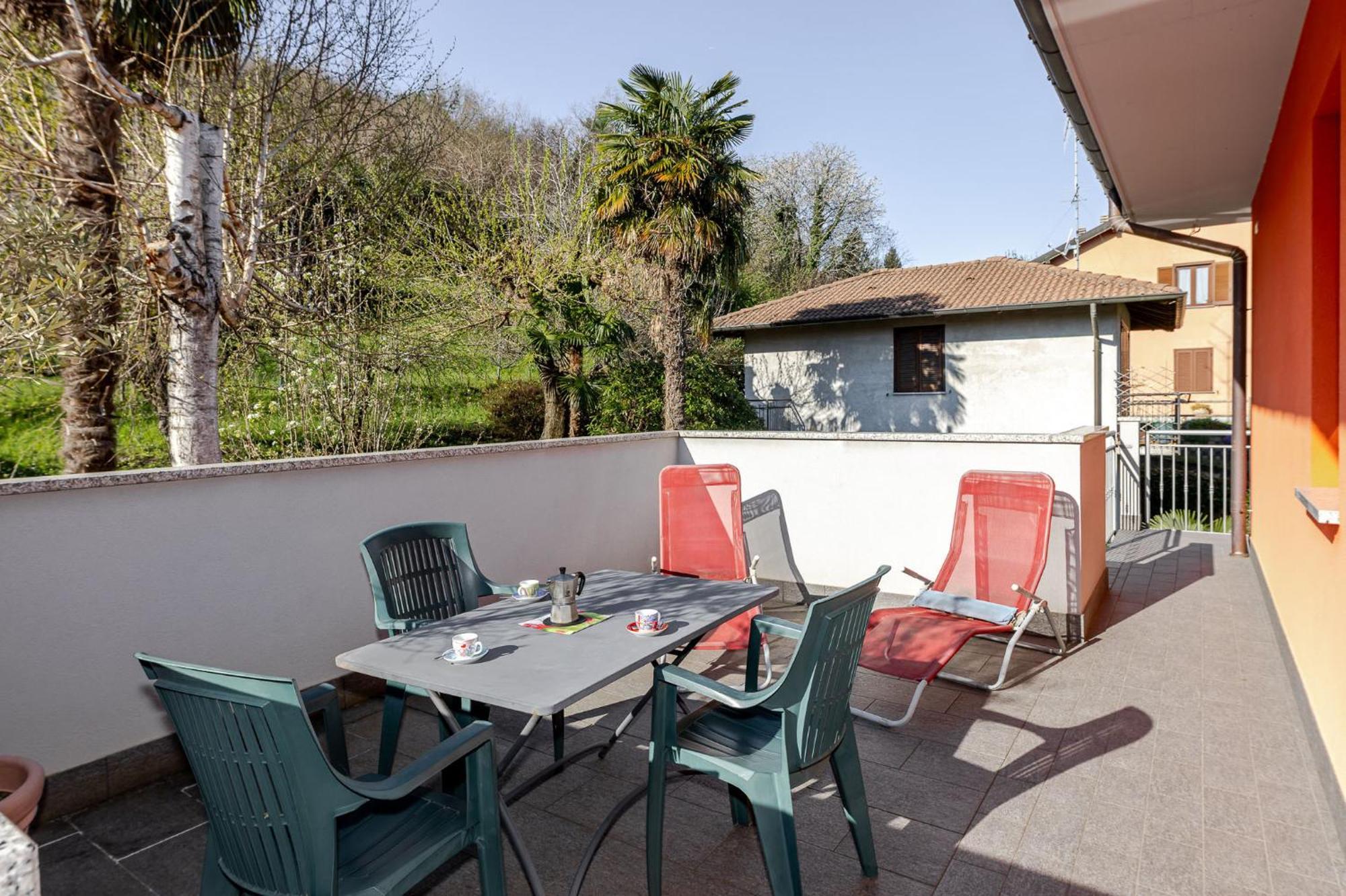 Casa Elena - Bella Vista Lago Germignaga エクステリア 写真