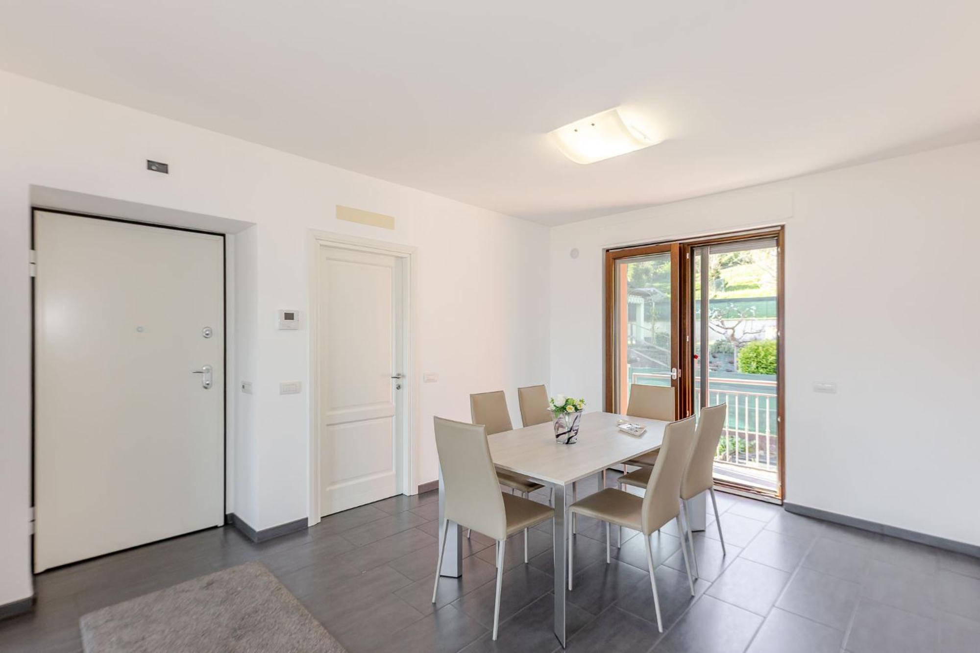 Casa Elena - Bella Vista Lago Germignaga エクステリア 写真